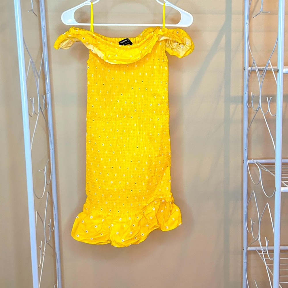 Yellow Size Small off the shoulder Dress from Lulu’s.